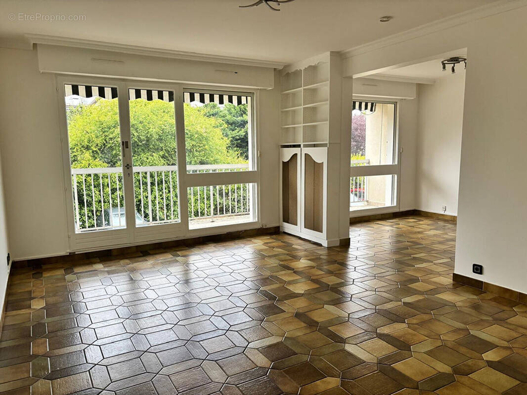 Appartement à ERMONT