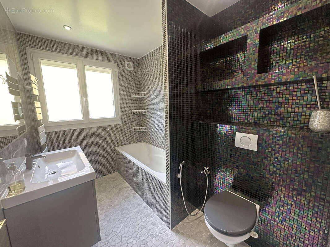 Maison à GRISY-SUISNES