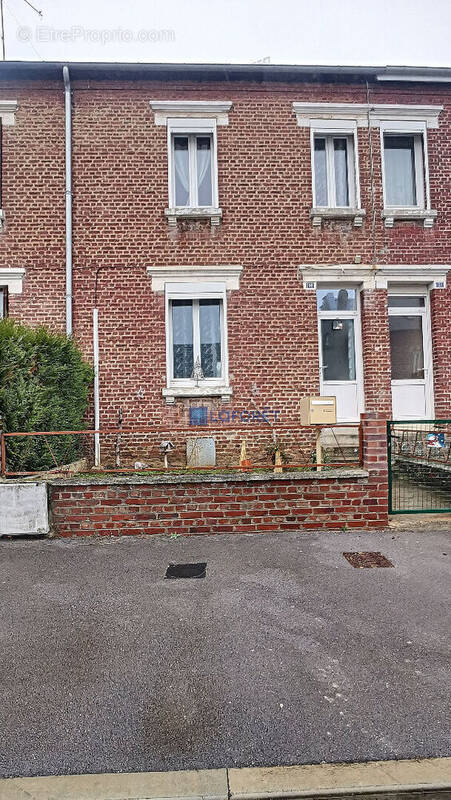 Maison à CHAUNY
