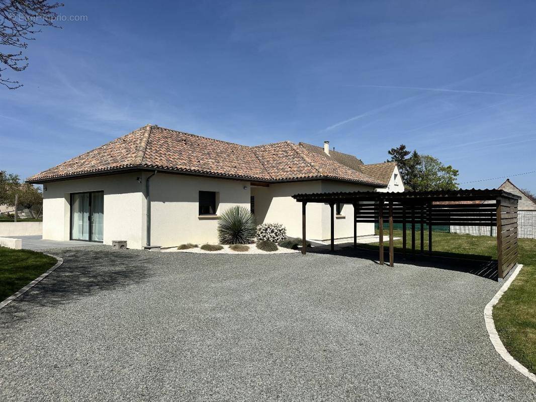 Maison à PUISEUX