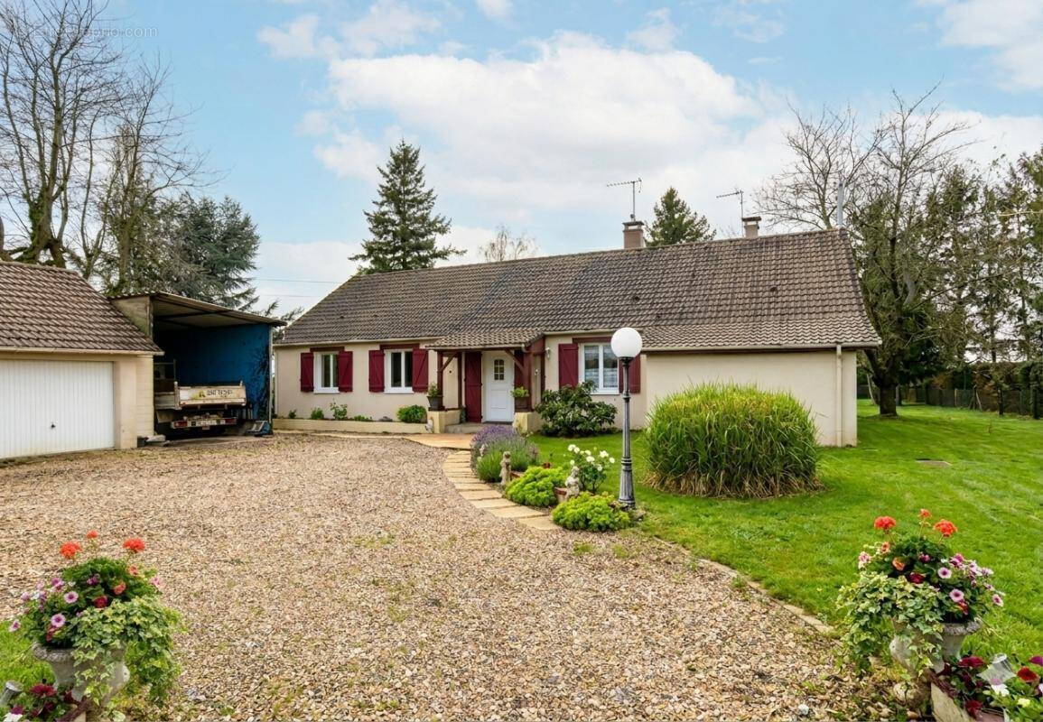 Maison à LYONS-LA-FORET