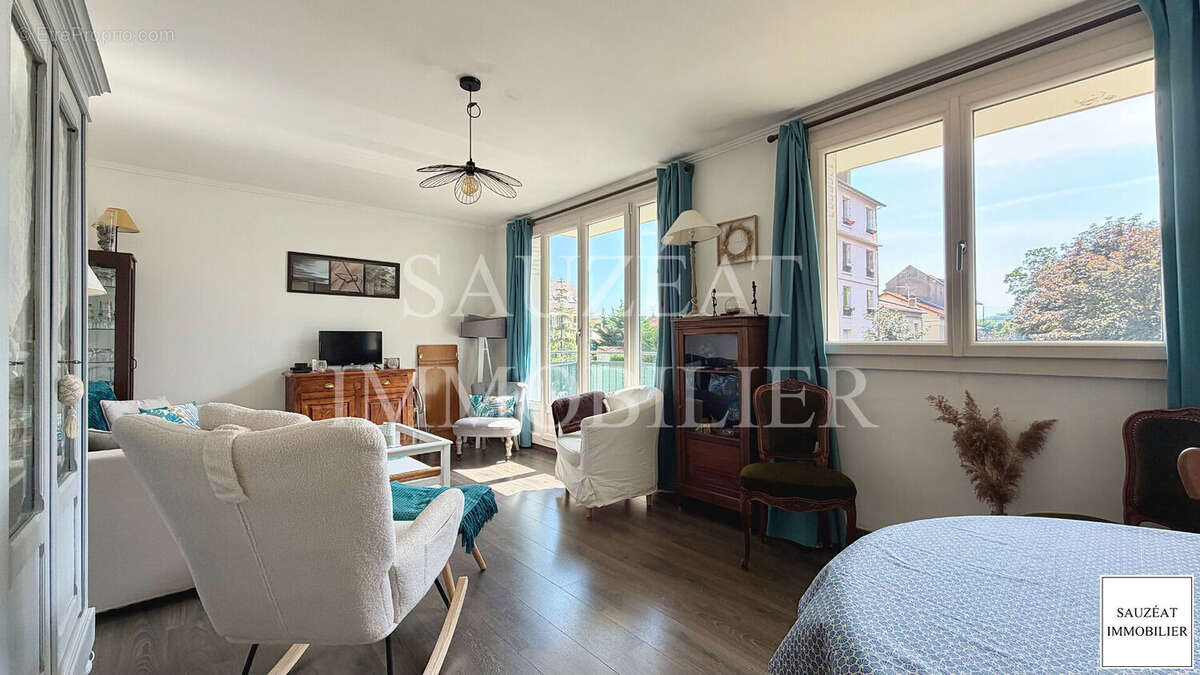 Appartement à MONTROUGE