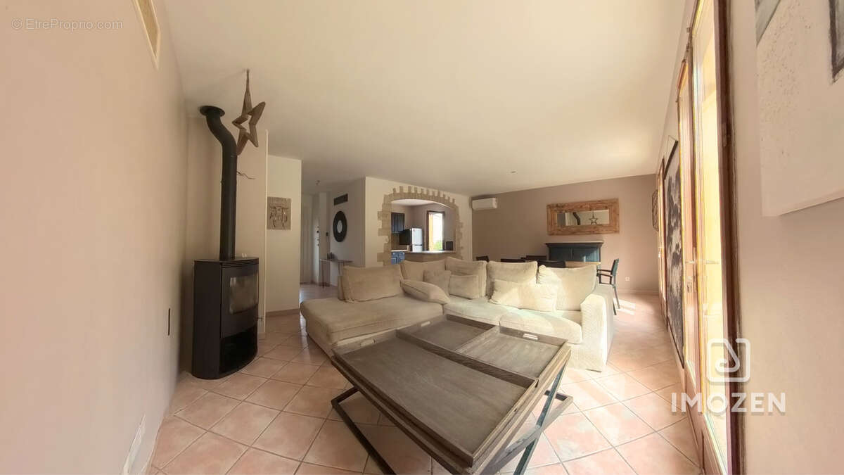 Maison à BRIGNOLES