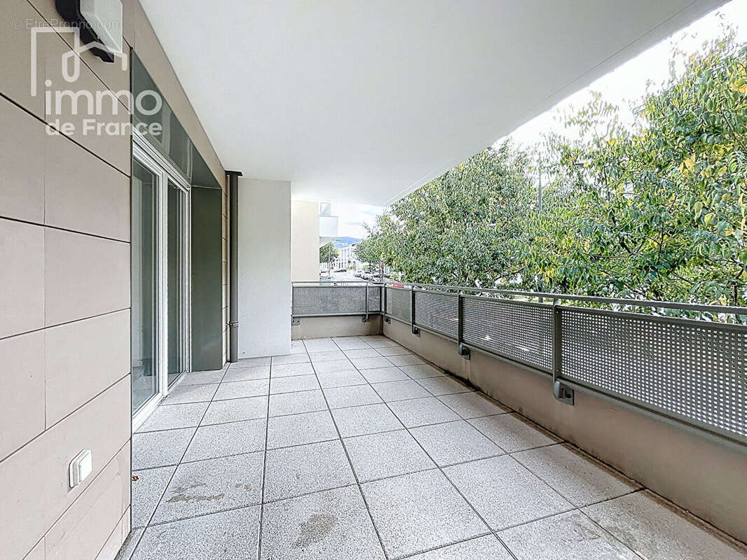 Appartement à SAINT-JULIEN-EN-GENEVOIS