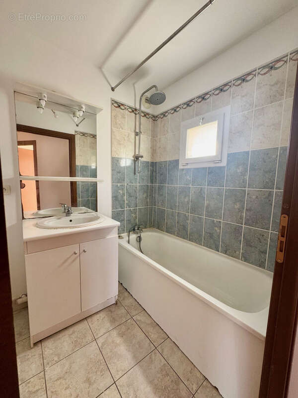 Appartement à CORBEIL-ESSONNES