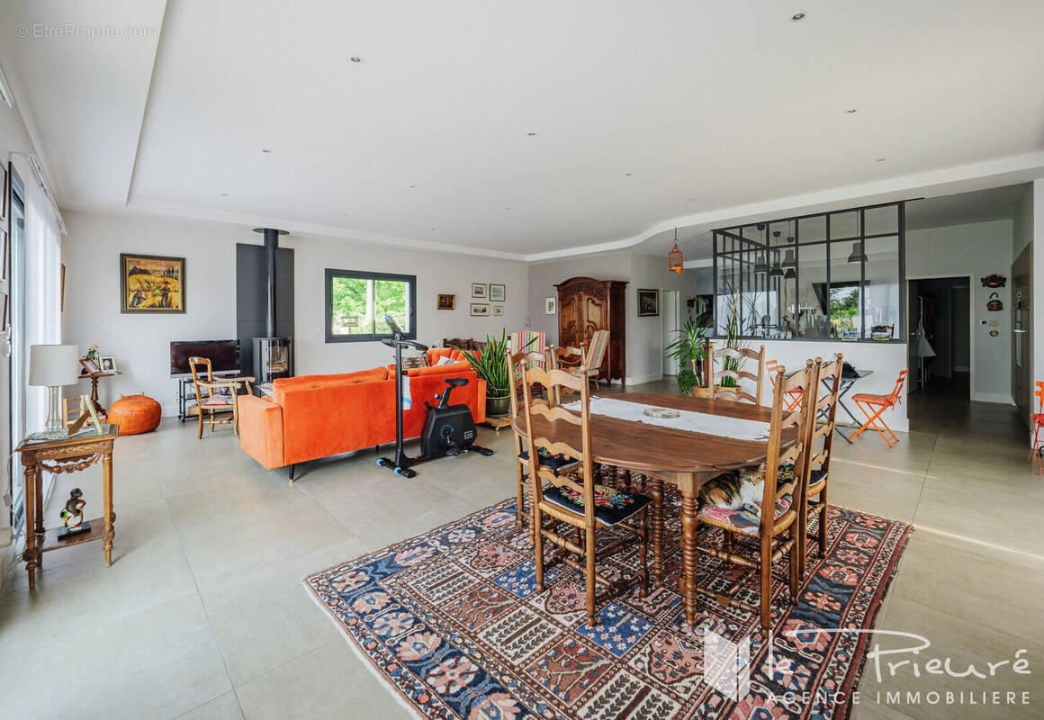 Maison à LESCURE-D&#039;ALBIGEOIS