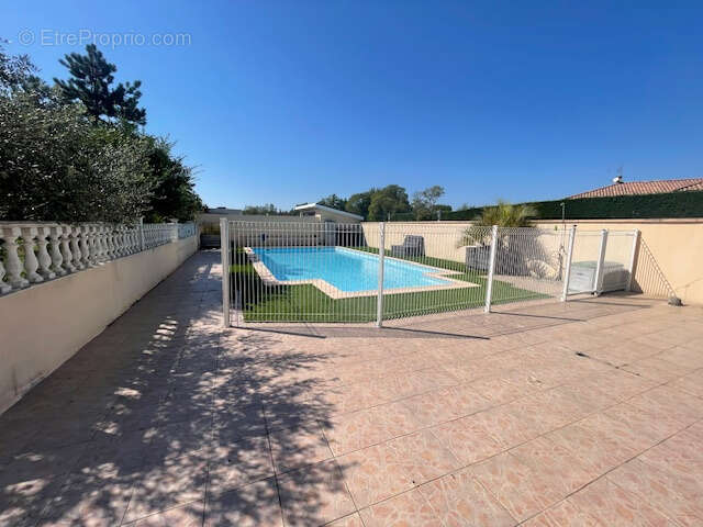 Maison à MONTBARTIER