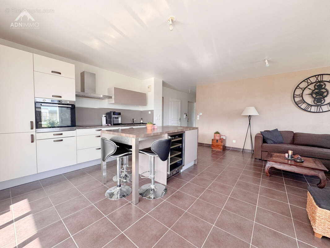 Appartement à SAINT-GENIS-POUILLY