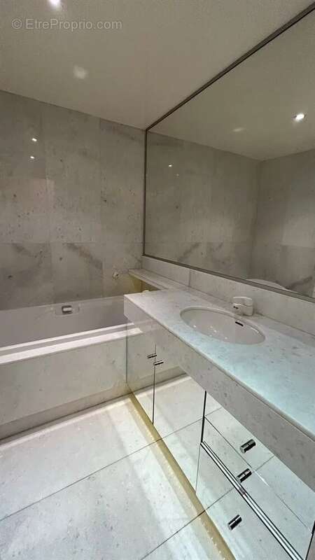 4 pieces 98,03 m² sur balcon de 25 m² - boulevard du chateau - photo 7