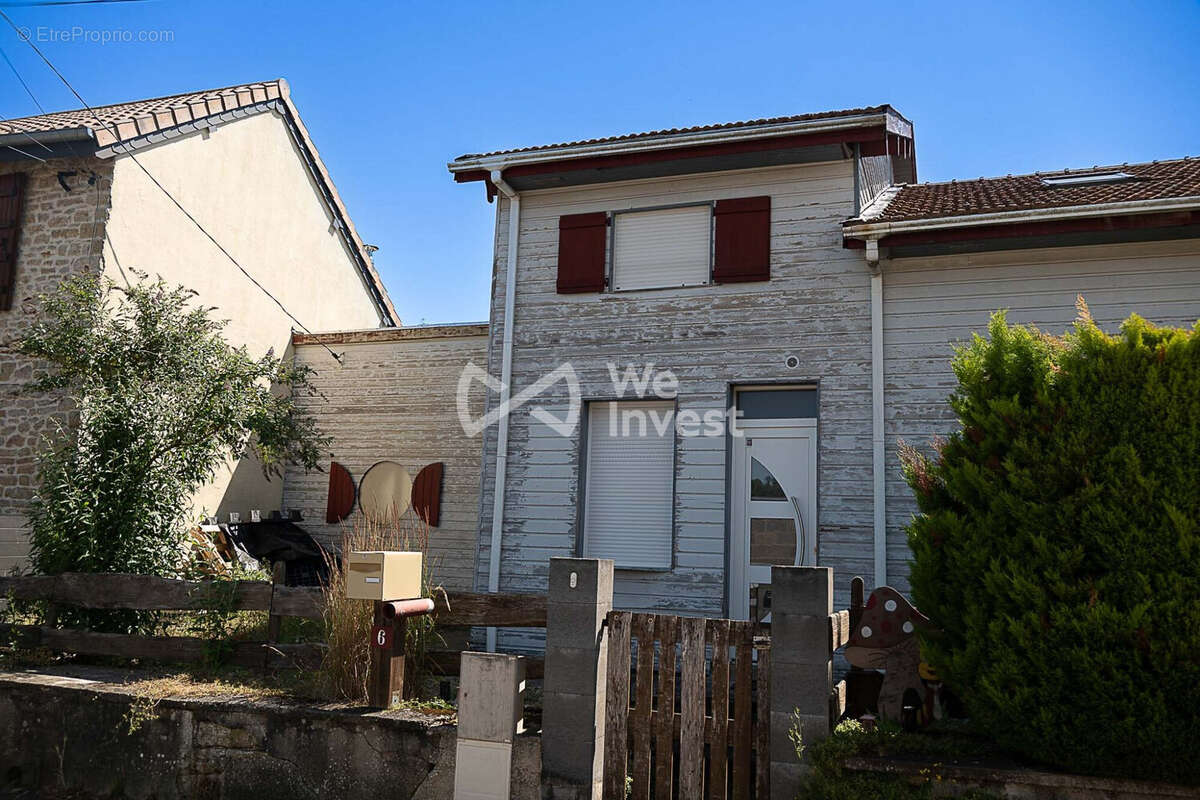 Maison à LONGUYON