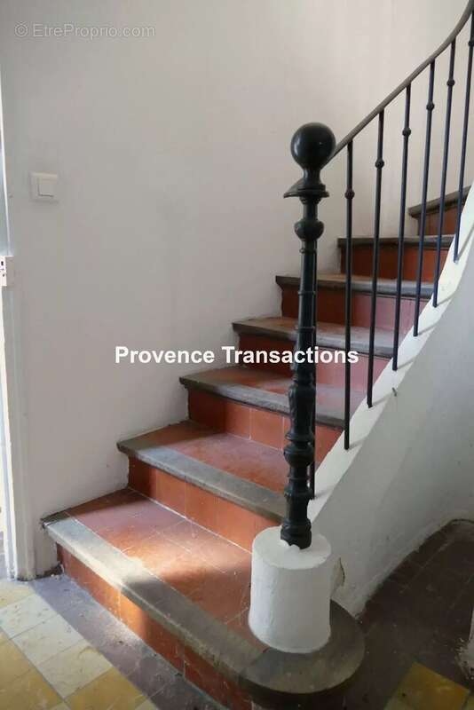 Maison à VAISON-LA-ROMAINE