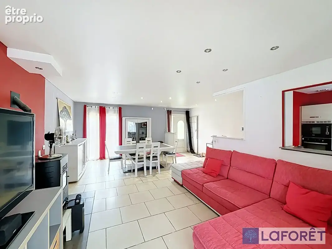 Maison Chenove 6 pièce(s) 124 m2 - photo 2