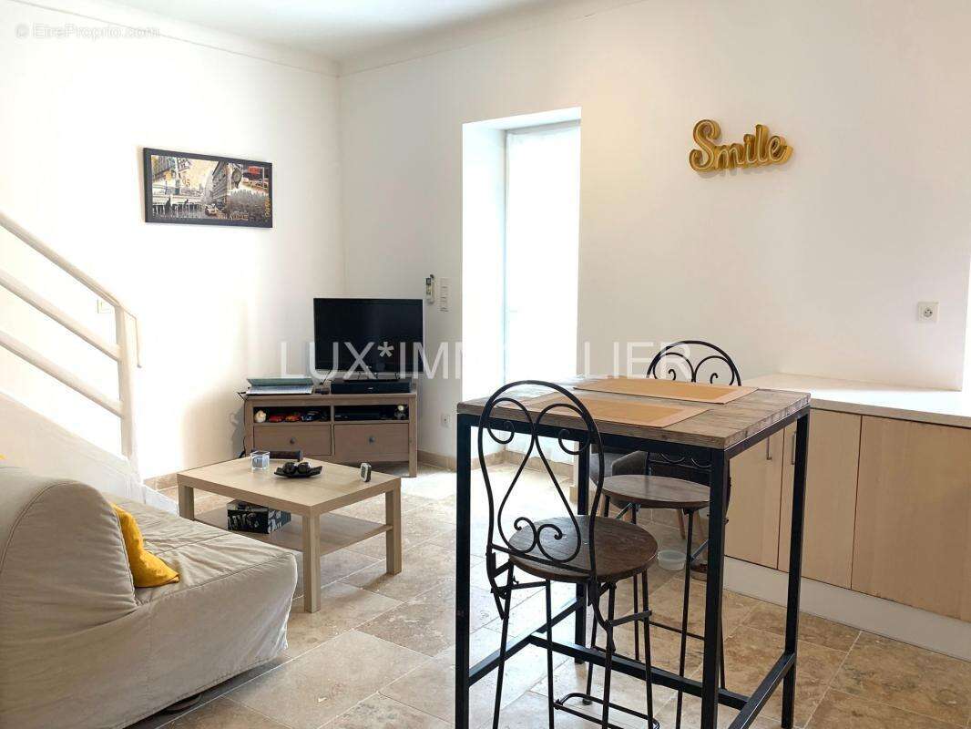 Appartement à EYRAGUES