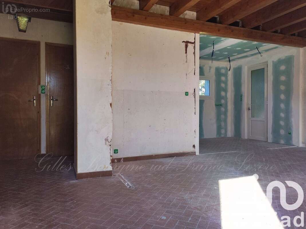 Photo 6 - Maison à AUMONT-AUBRAC