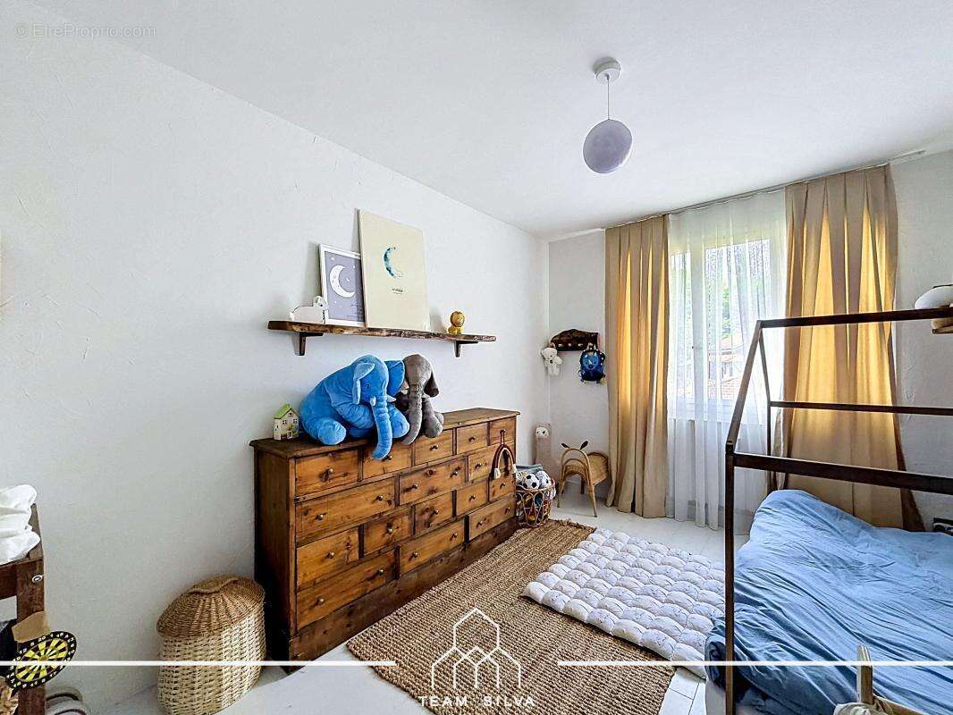 Appartement - photo 9