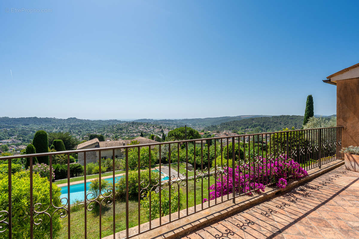 Maison à LA COLLE-SUR-LOUP