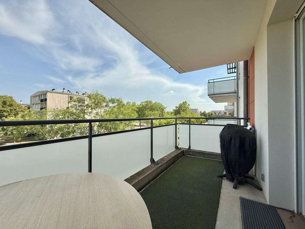 Appartement T2 résidence récente, balcon, garage fermé en sous-sol - photo 9