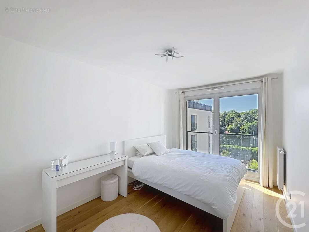 Appartement 71 m² à Saint-Cloud  - photo 3