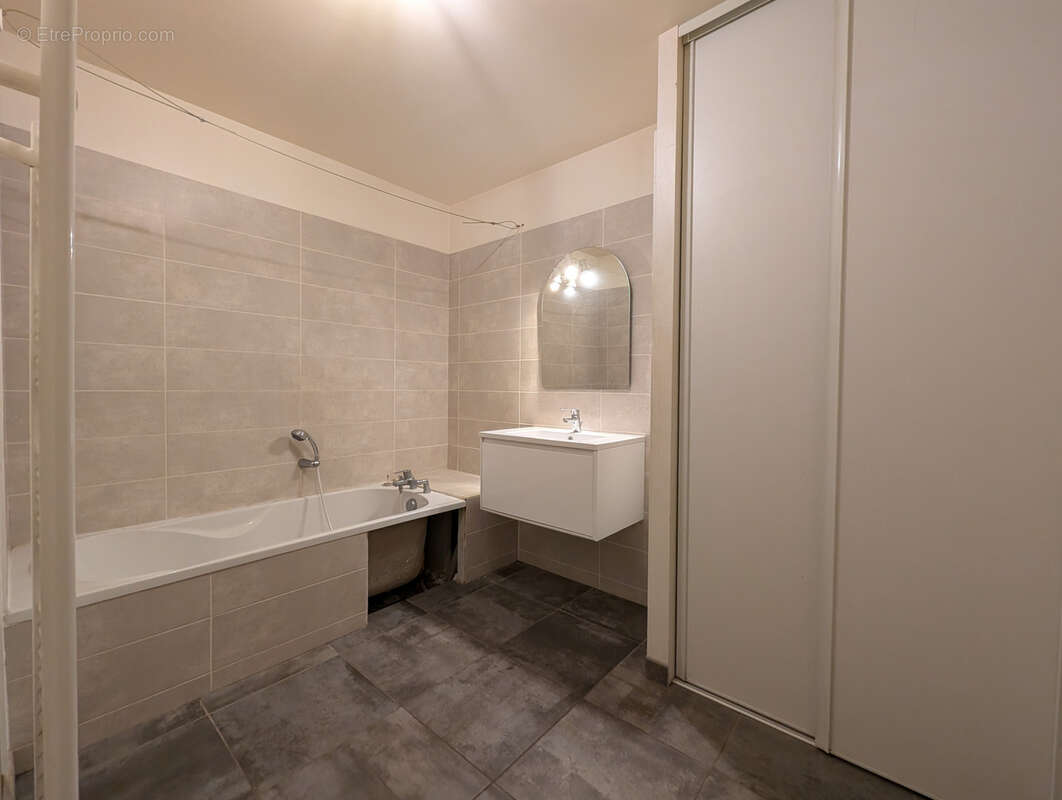 Maison à ROMANS-SUR-ISERE