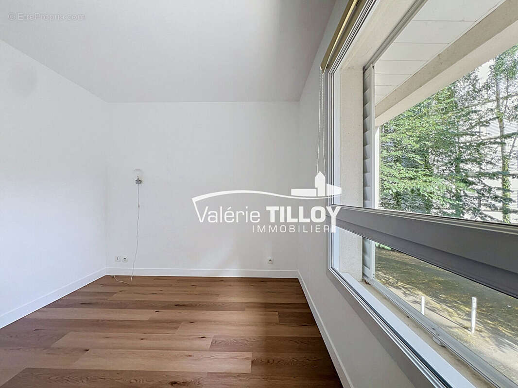 Quai de la Prévalaye - Appartement T2 rénové avec parking en sous-sol et ascenseur - photo 5