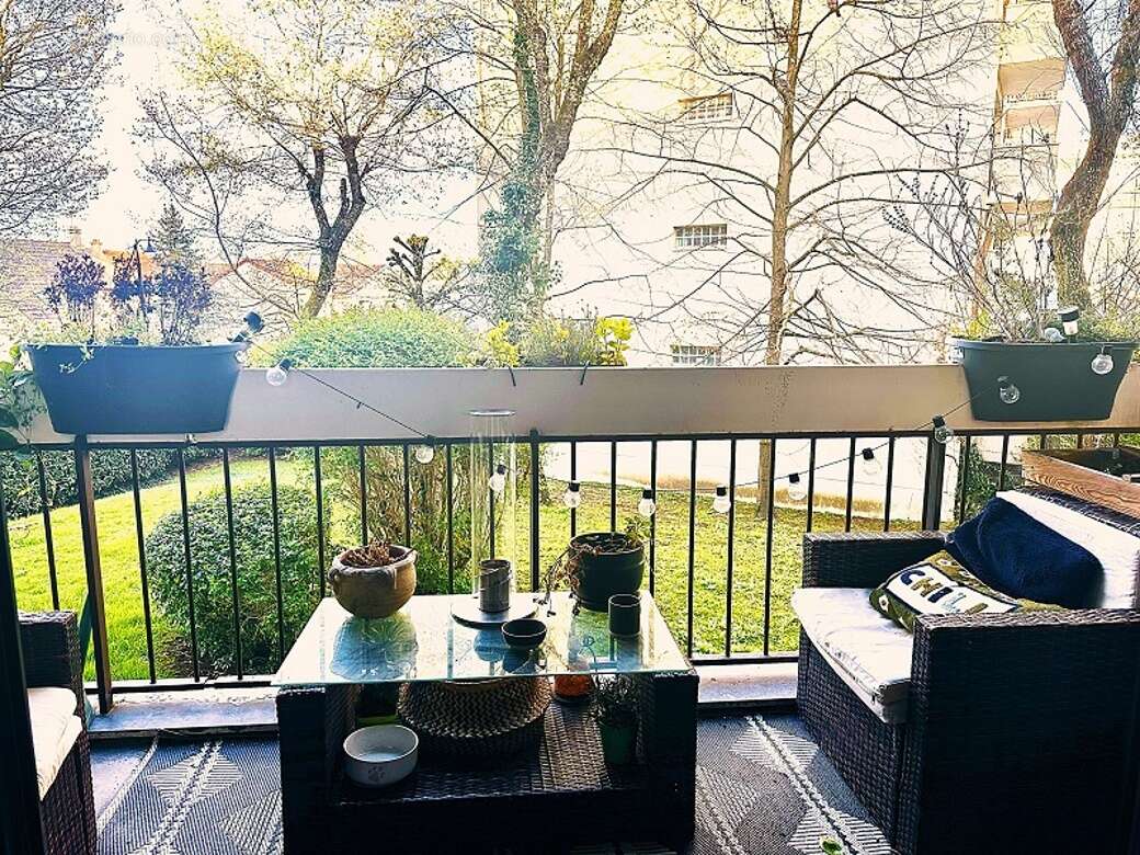 Appartement à GARCHES