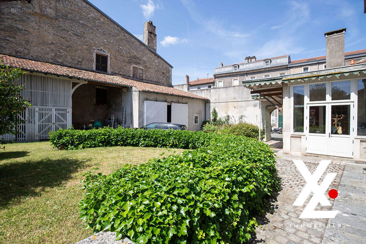 Maison à TOUL