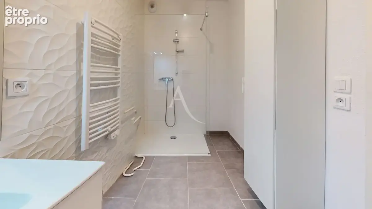 Appartement Sète 2/3 pièces jardin 115 m2 - photo 5