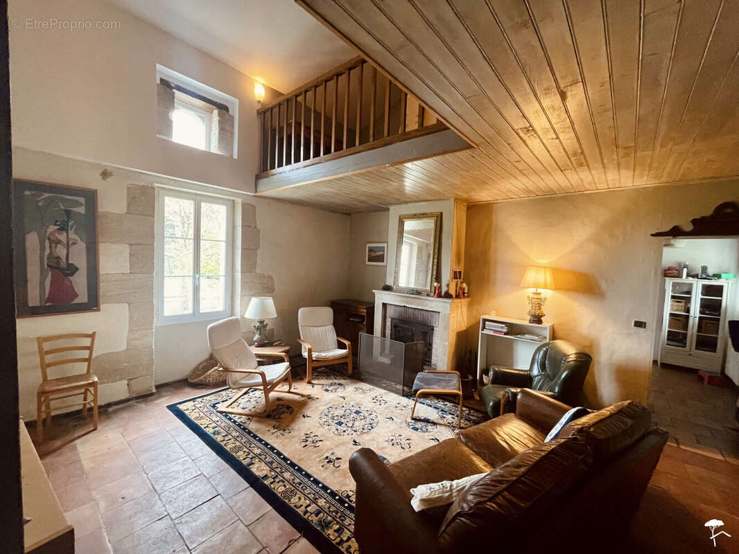 Maison 180 m² à Sauternes  - photo 5