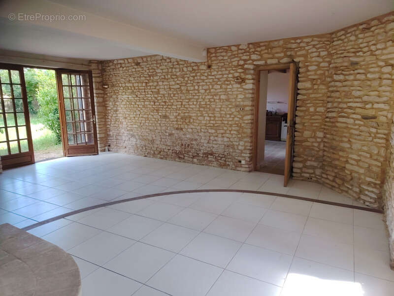 Maison à vendre 9 pièces IRAIS (79) - photo 13