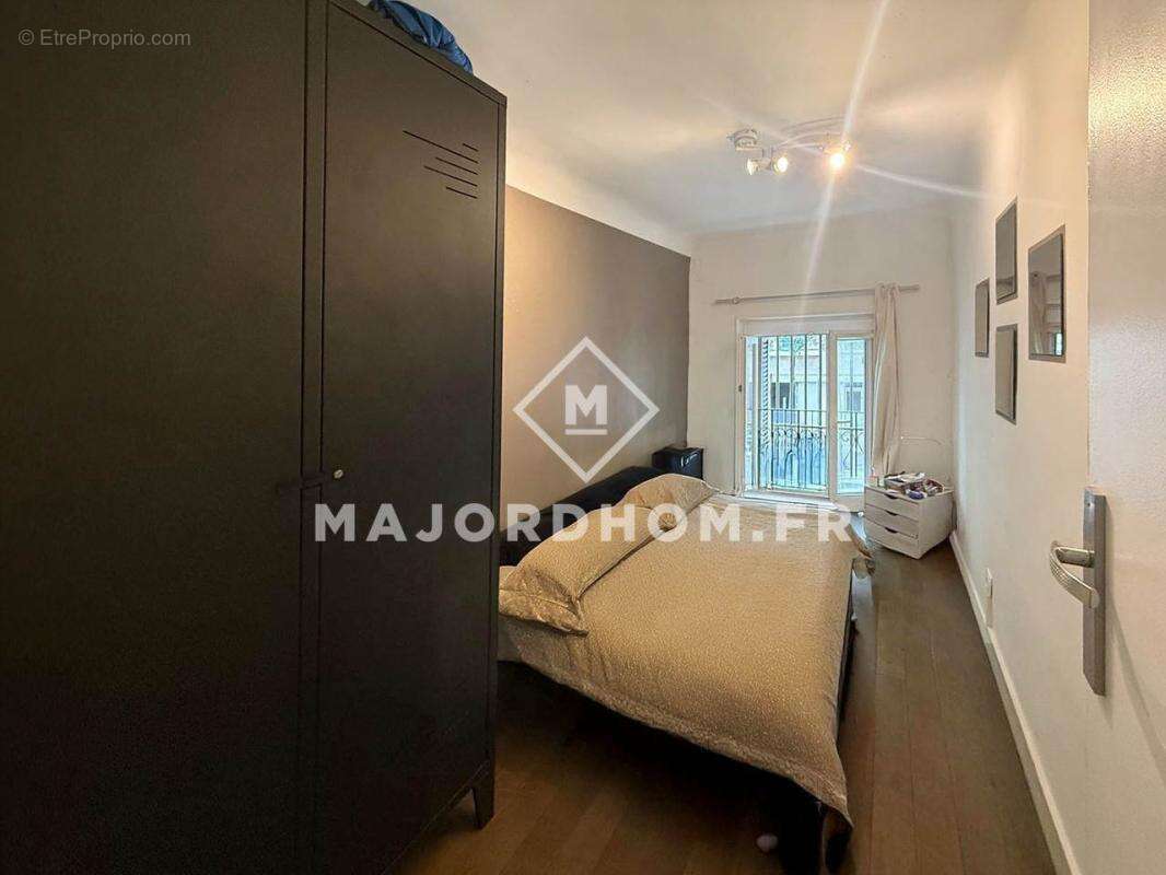 Appartement à MARSEILLE-6E