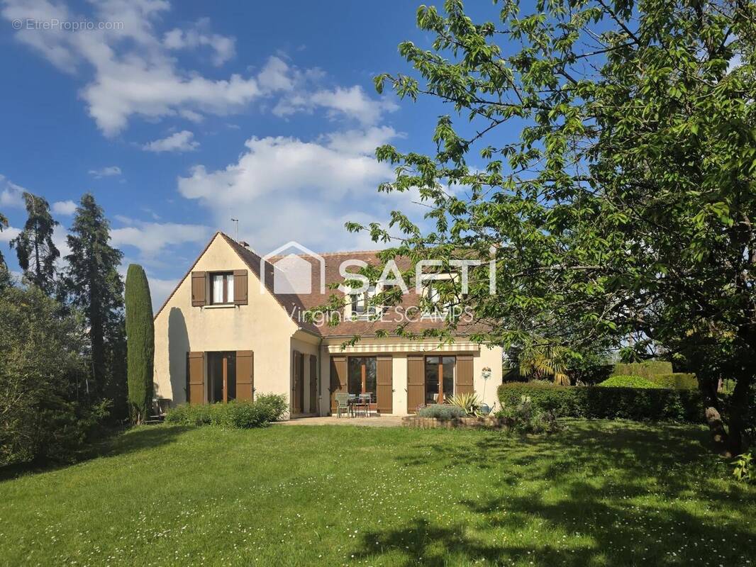 Photo 1 - Maison à ANET