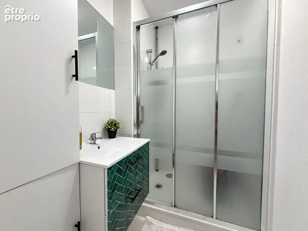 La chapelle saint luc, secteur calme, bel appartement t4 de 82m² - photo 7