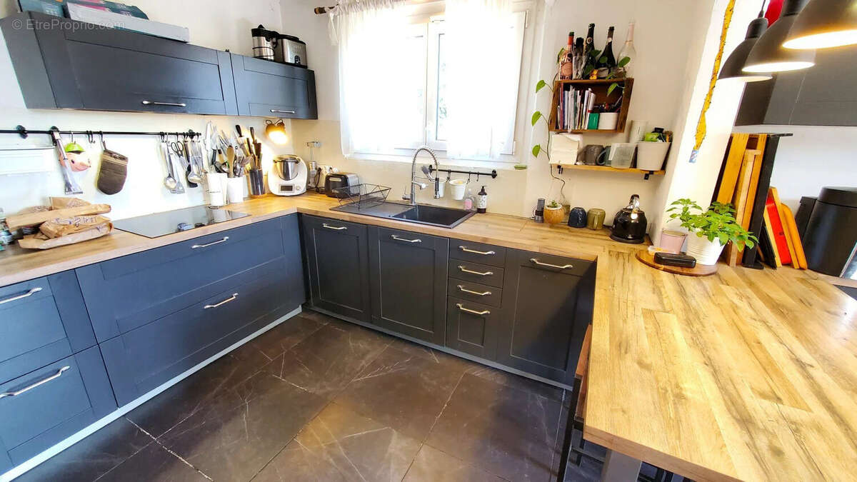 Maison 195 m² à Fillinges  - photo 7