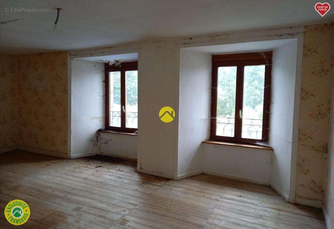 Maison à MURAT