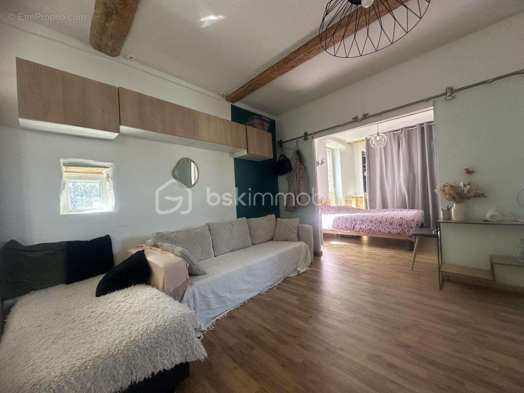 Appartement à SAINT-CHRISTOL-LES-ALES