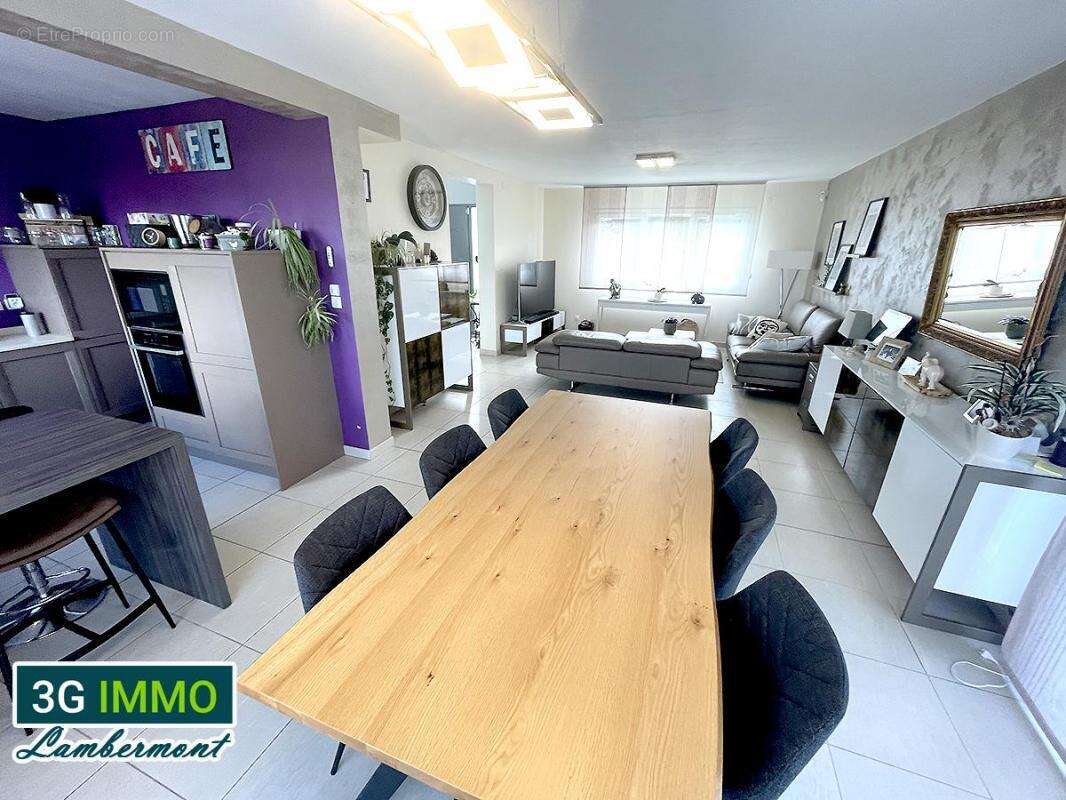 Maison à COSNES-ET-ROMAIN