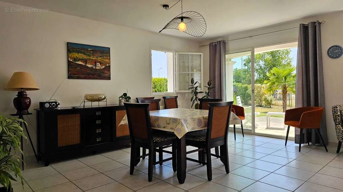 Maison à SAINT-SULPICE-DE-ROYAN