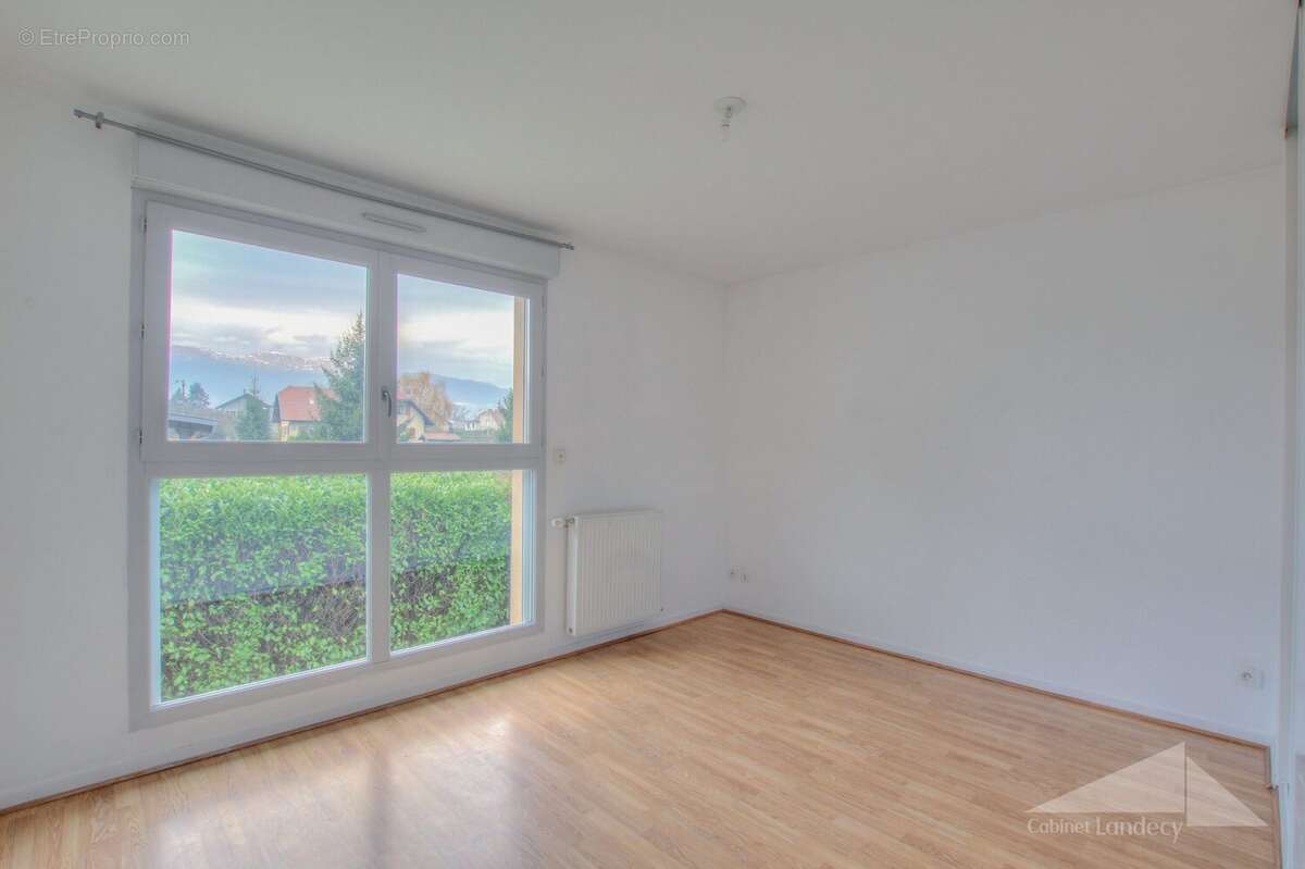 Maison à PREVESSIN-MOENS