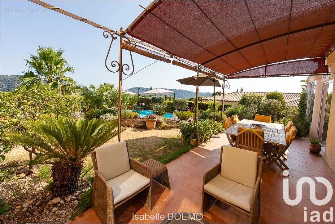 Maison 170 m² à Tanneron  - photo 2