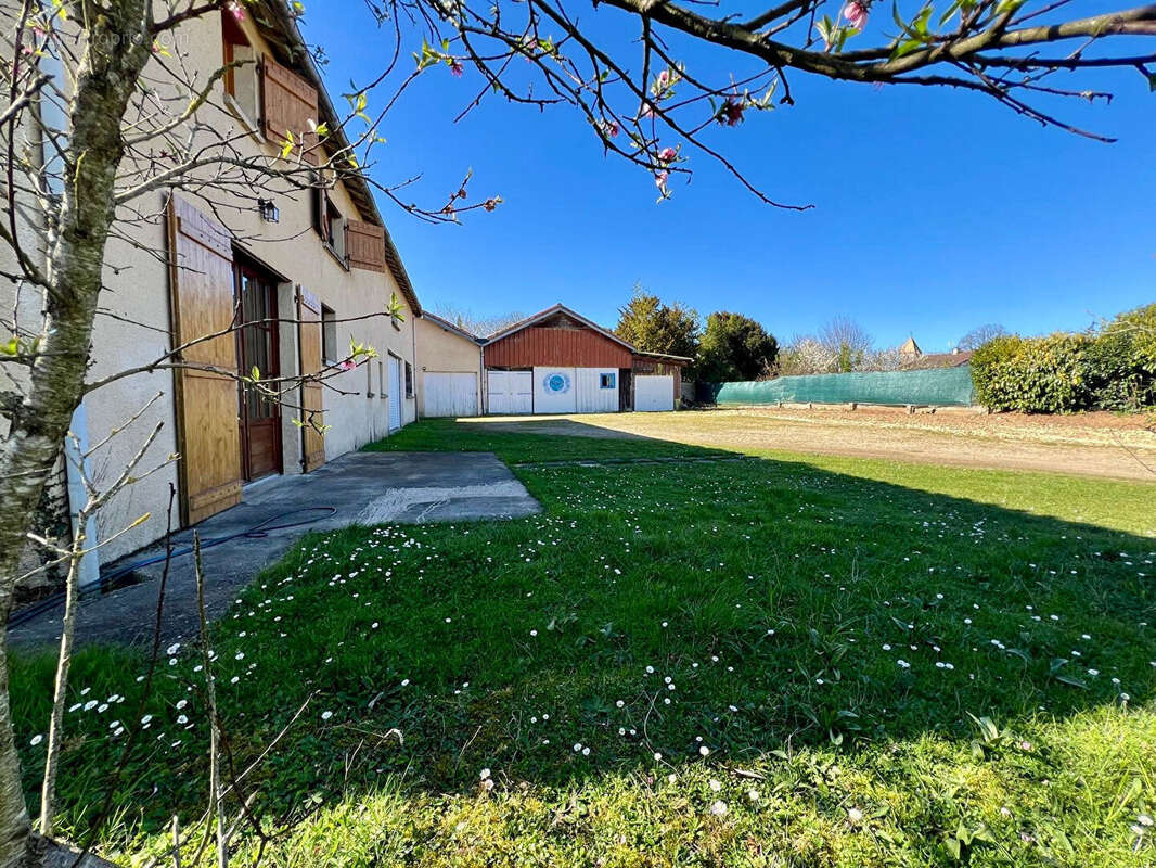 Maison à SAINT-SAUVANT