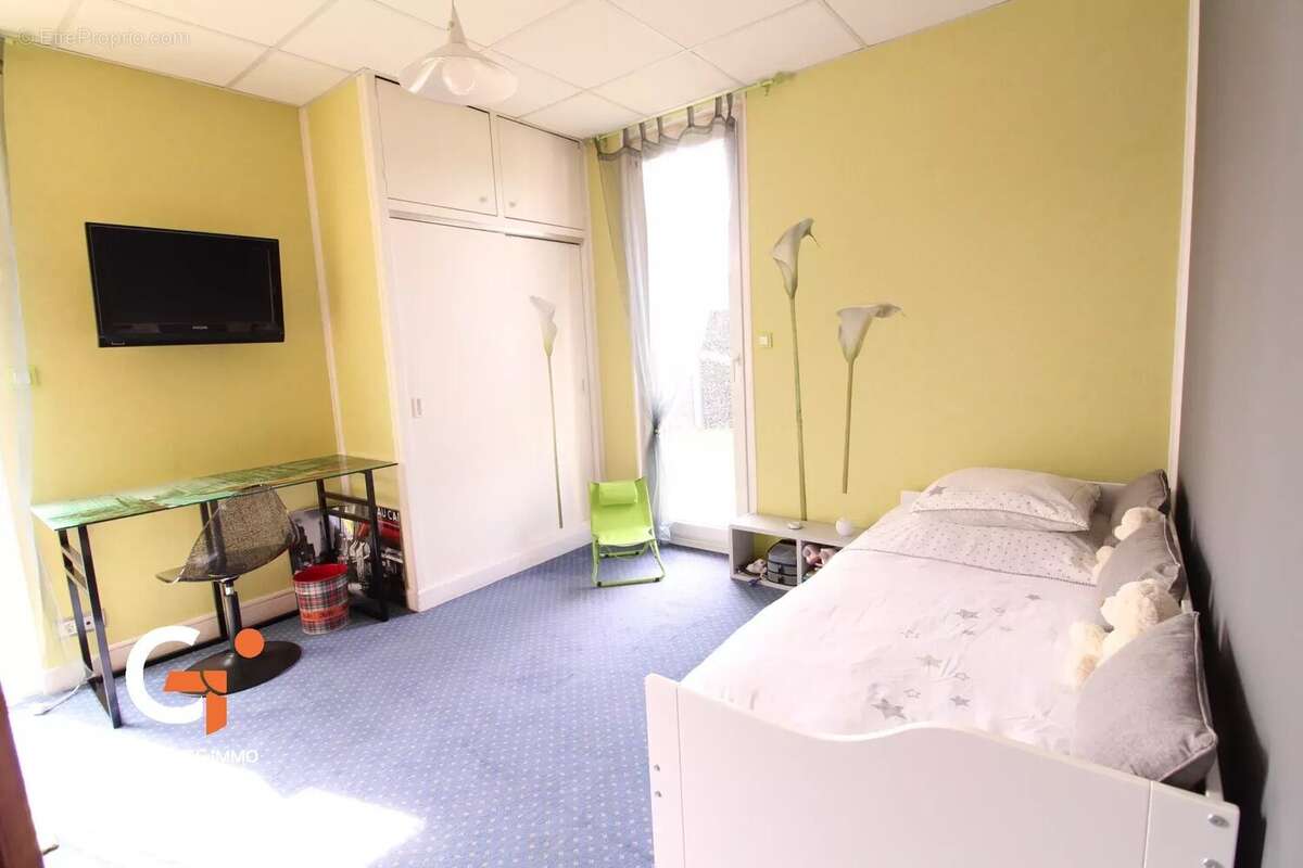 Maison à MONT-SAINT-AIGNAN