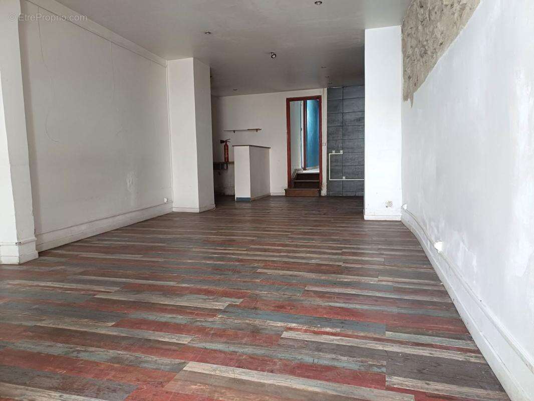 Commerce à VILLEFRANCHE-DE-CONFLENT