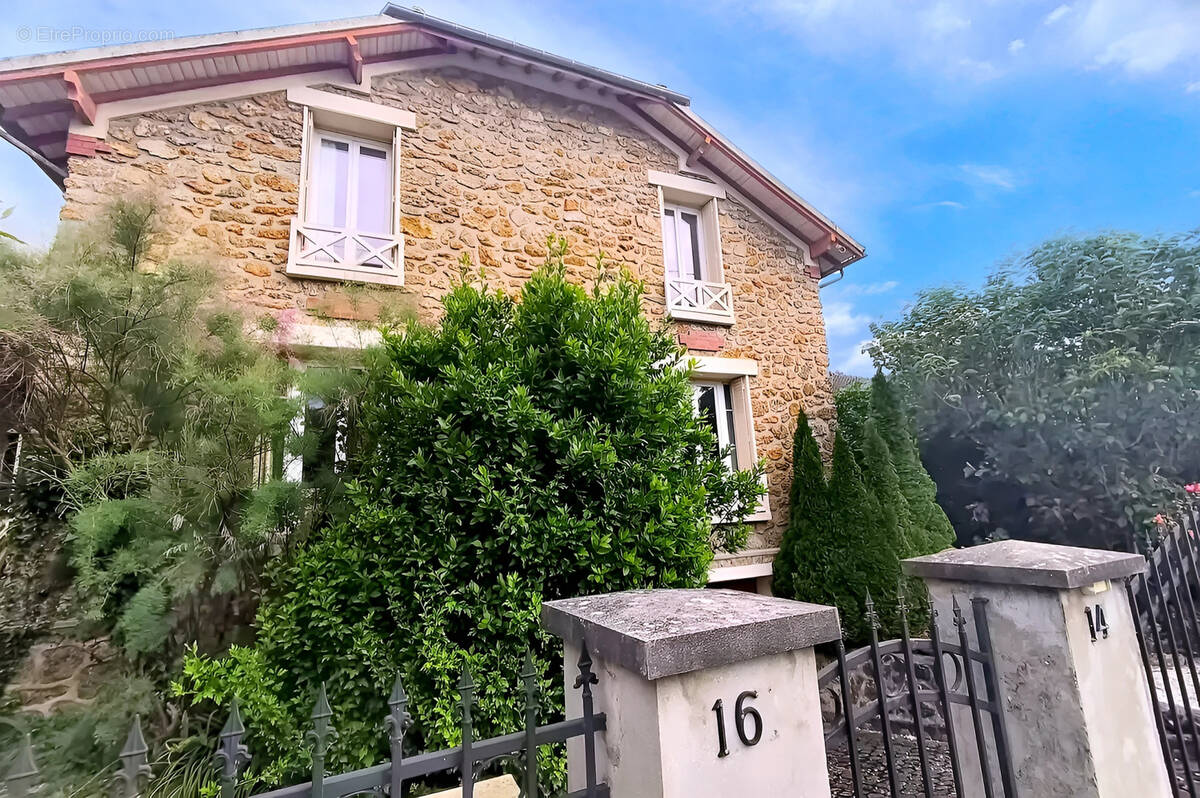 Maison à VILLENOY