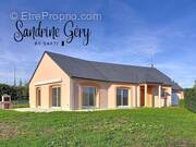 Photo 1 - Maison à CRAON