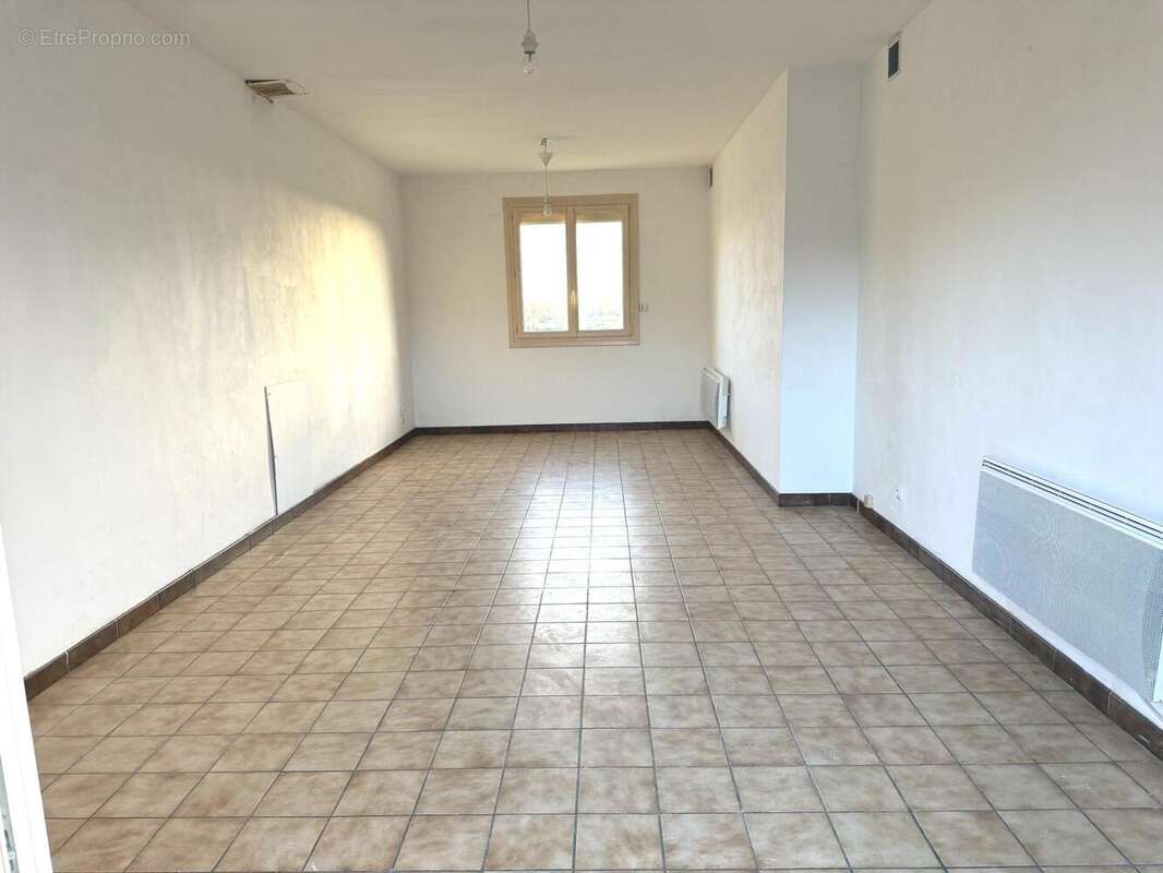 Photo 2 - Maison à LA POUEZE