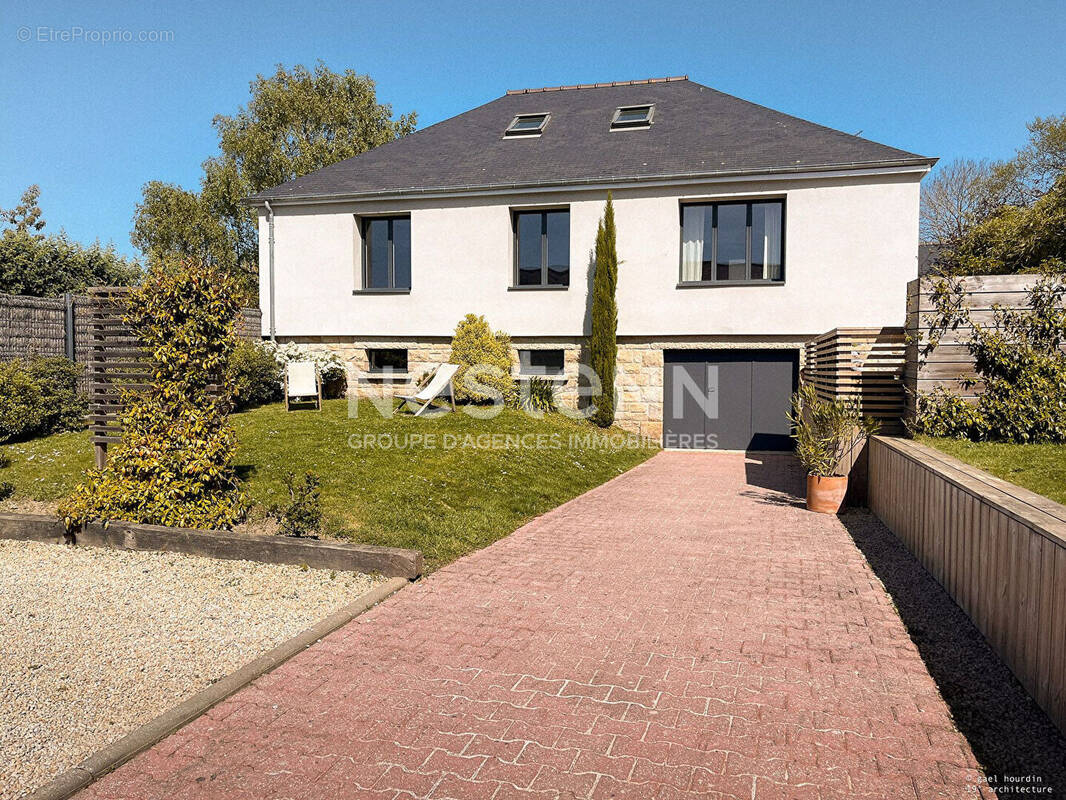 Maison à SAINT-BRIAC-SUR-MER
