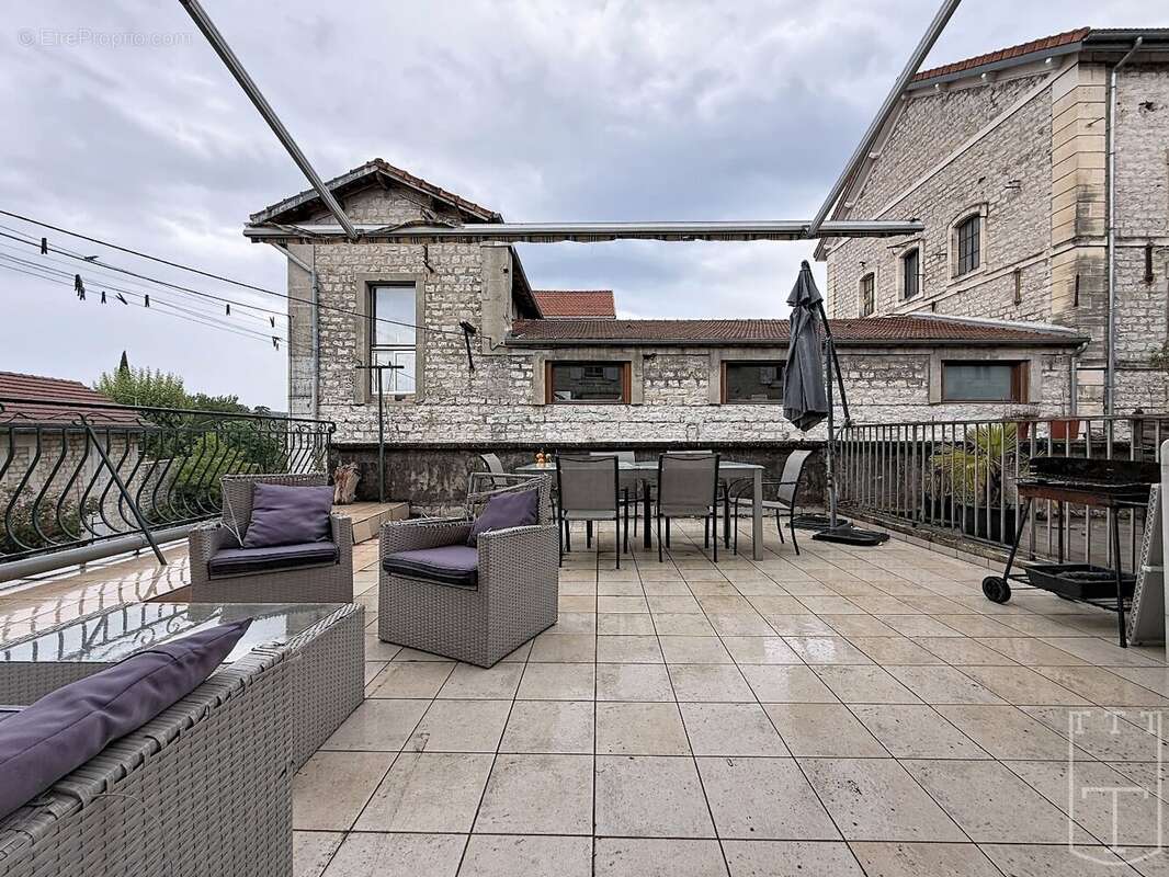 Appartement à RUOMS