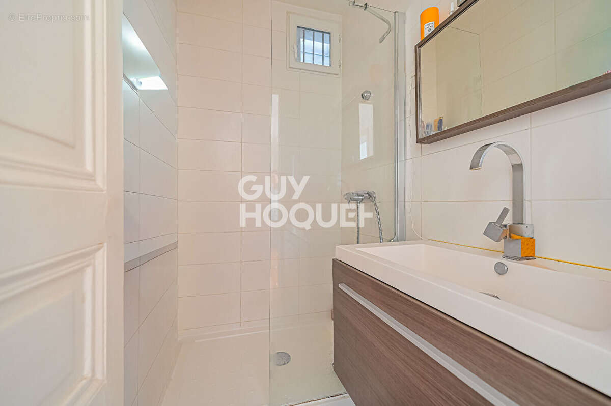 Appartement à PARIS-12E