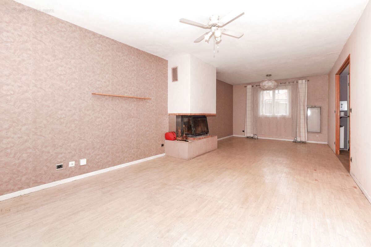 Maison à PONT-DU-CHATEAU