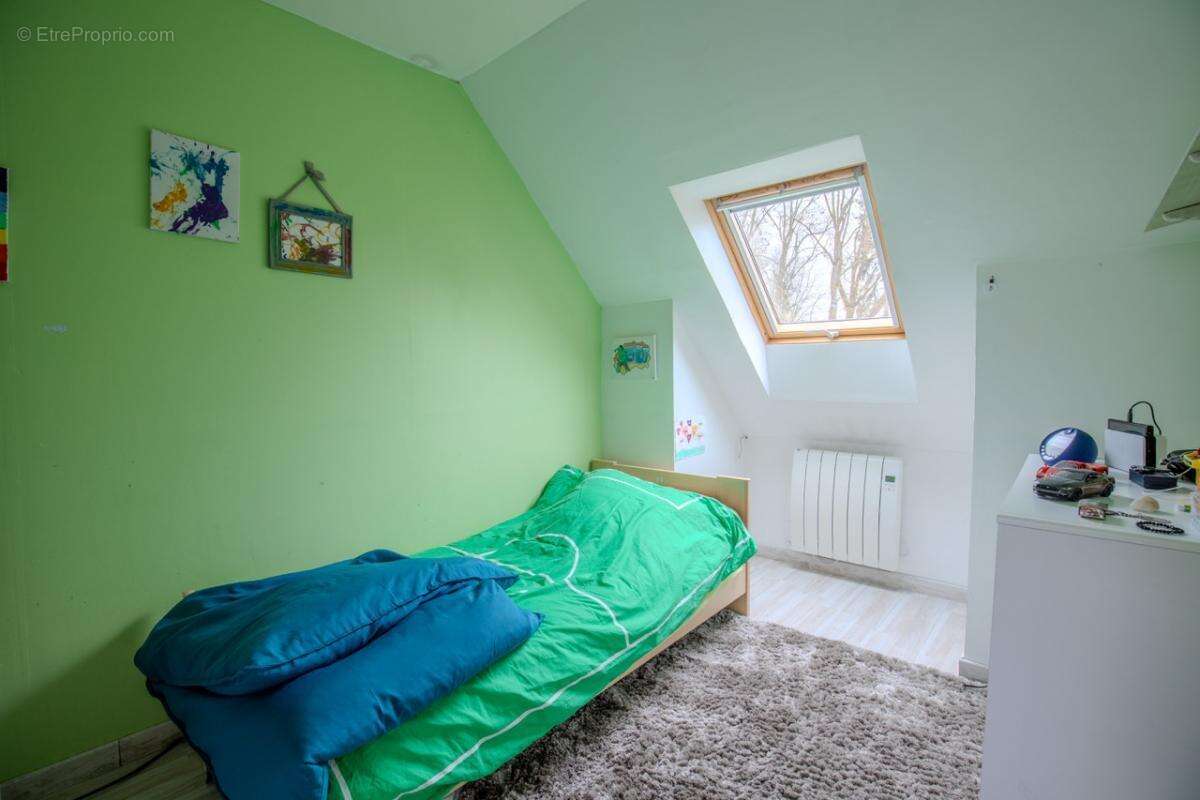 Maison à MONTALET-LE-BOIS